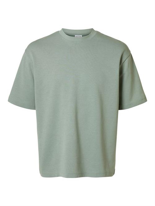 Se SLHLOOSEOSCAR SS O-NECK TEE NOOS hos Din tøjmand