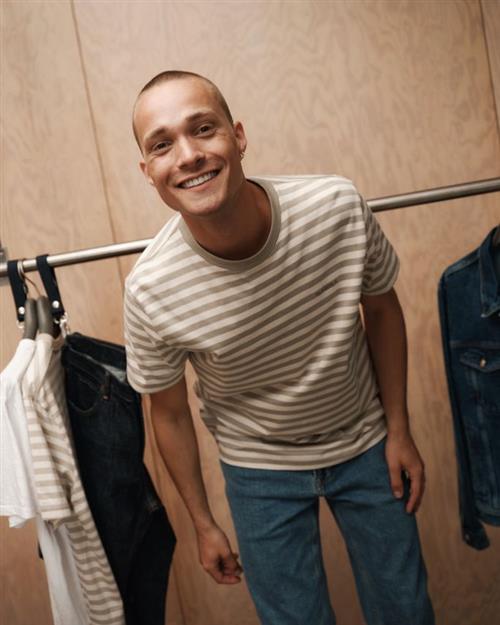 Se Dune Logo Stripes SS GOTS hos Din tøjmand