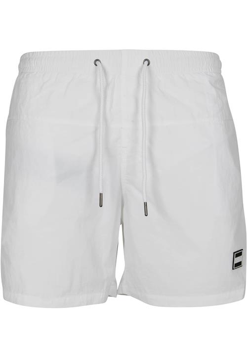 Se Urban Classics Badeshorts  hvid hos About You