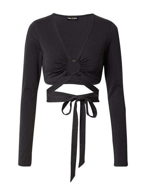 ABOUT YOU x Antonia Shirts 'Corin'  sort