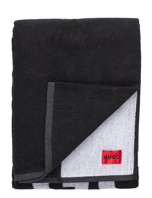 Stacked Logo_Towel HUGO Black