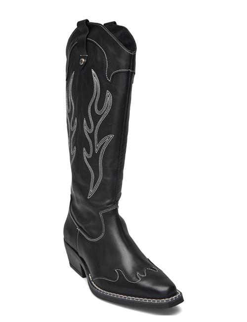 Se Wenda Boot Steve Madden Black ved Booztlet