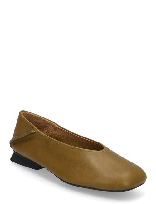 Se Casi Myra Camper Khaki ved Booztlet