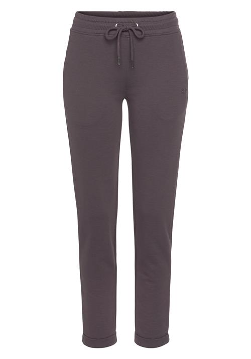 Se H.I.S Bukser  mørkebrun ved About You