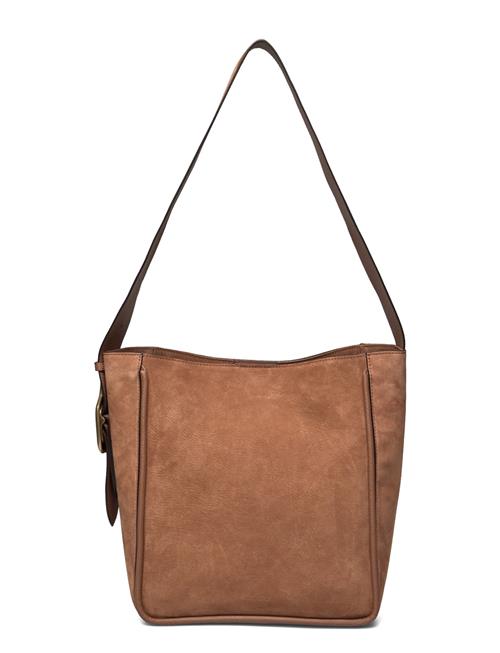 Masago, Almond Nubuck, O Cala Jade Brown