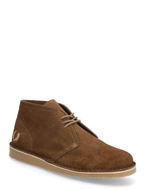 Se Hawley Suede Fred Perry Brown ved Booztlet