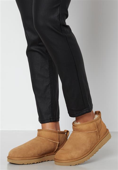 UGG Classic Ultra Mini