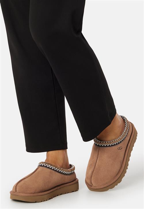 UGG Tasman