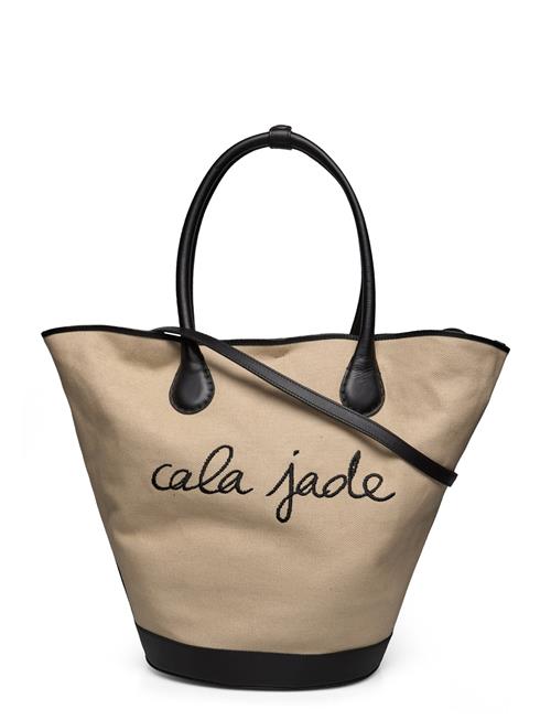 Sandhi L, Canvas, O Cala Jade Beige