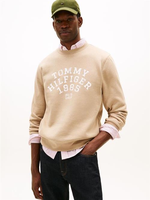 HILFIGER ARCH SWEATSHIRT