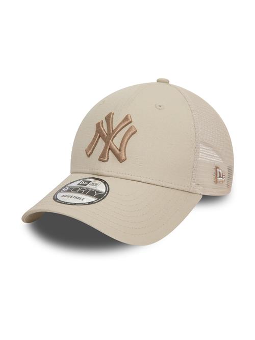 NEW ERA Hætte 'HOME FIELD 9FORTY TRUCKER NEYYAN'  beige / camel