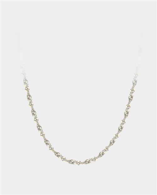 Martha - en sølvhalskæde der glimrer