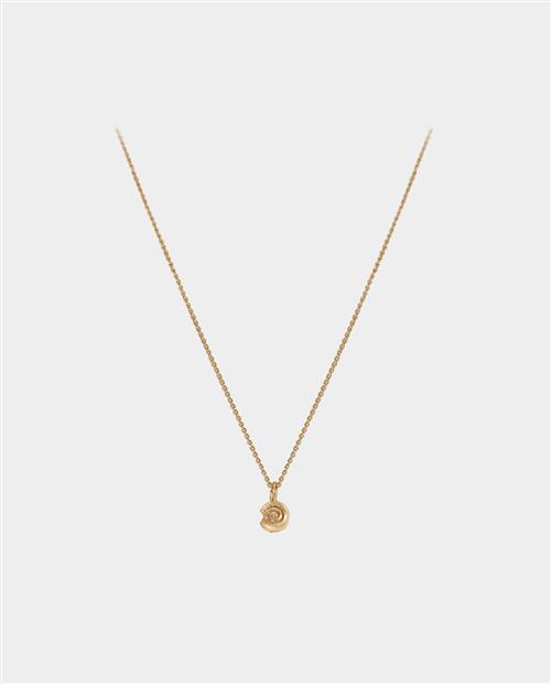 Anne Bracegirdle - halskæde med vedhæng formet som et sneglehus