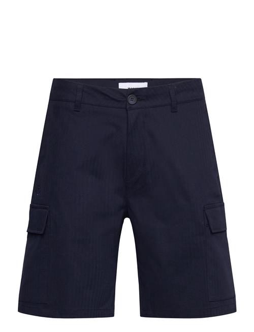 Makia | Arrow Shorts | 36