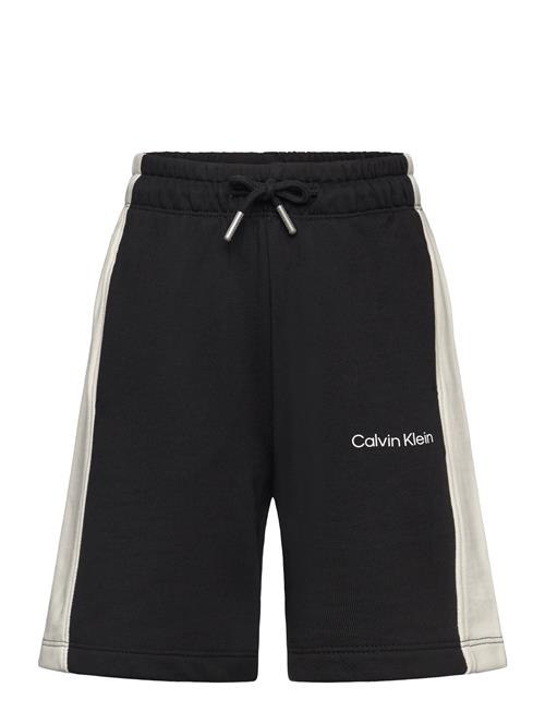 Calvin Klein | Color Block Relaxed Shorts | 140