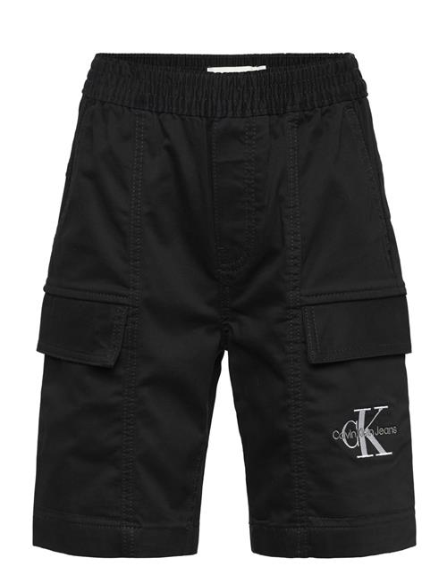 Calvin Klein | Essential Woven Shorts | 140