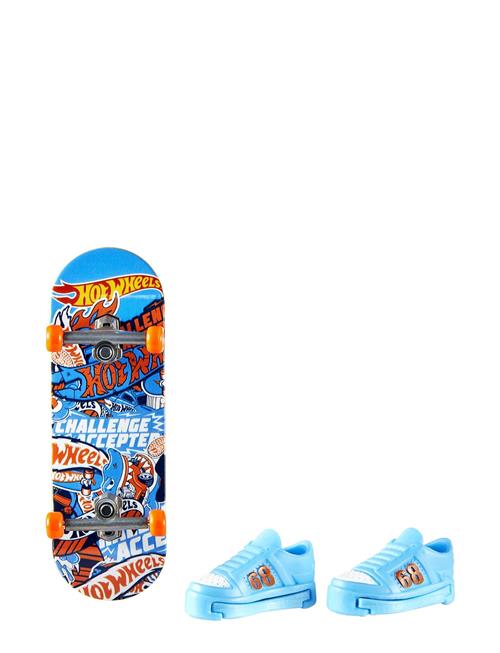Hot Wheels | Action Skate Tony Hawk Fingerboard & Skate Shoes, Toy For Kids (Styles May Vary) | ONE SIZE