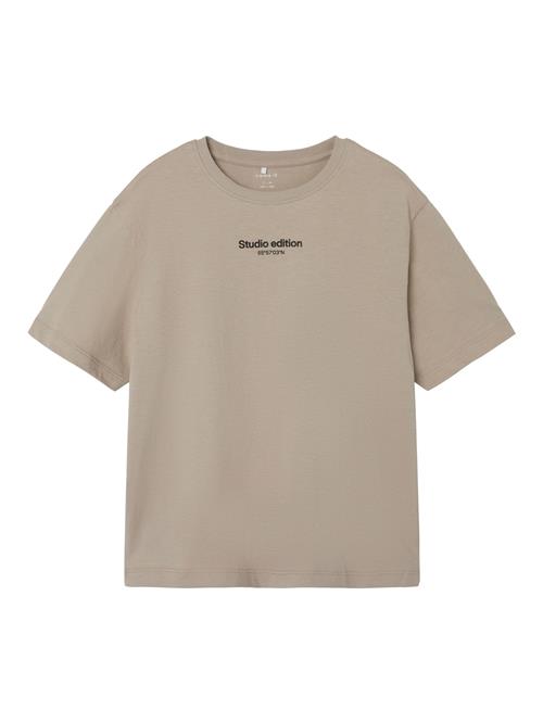 NAME IT Shirts 'Brody'  mørkebeige / sort