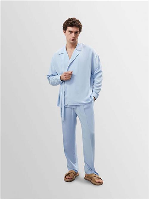 Antioch Bukser med lægfolder  lyseblå