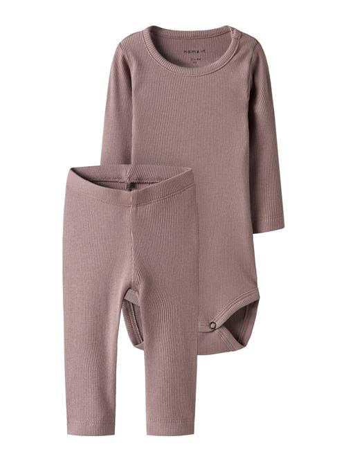 Se NAME IT Sæt 'NBNKab'  gammelrosa hos About You