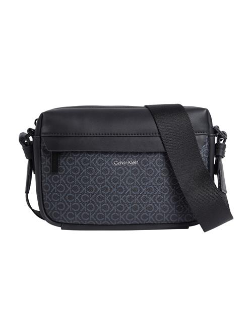 Calvin Klein Skuldertaske 'MUST'  lysegrå / sort