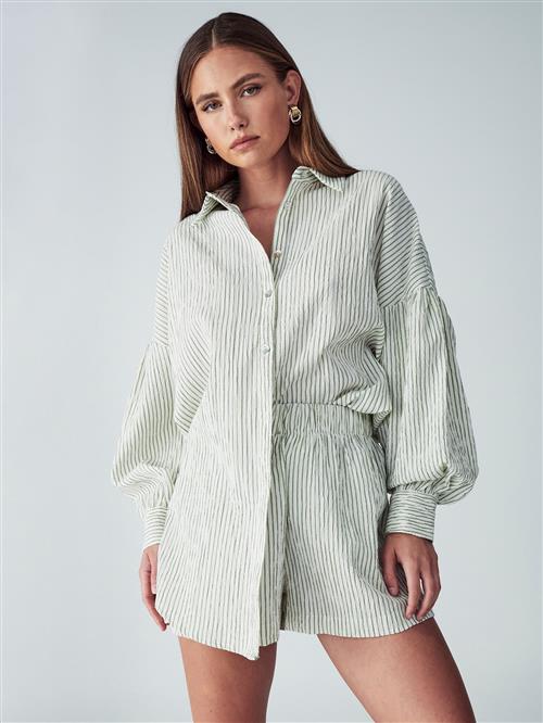 St MRLO Bukser 'KADY SHORTS'  creme / oliven