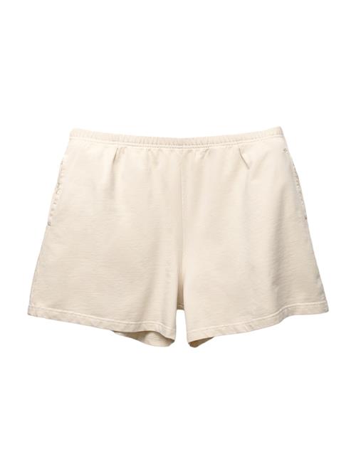 Pull&Bear Bukser med lægfolder  uldhvid