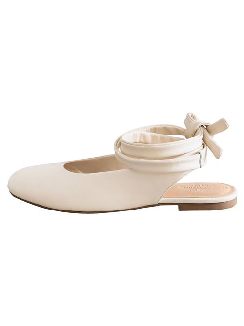 Next Ballerinasko  naturhvid