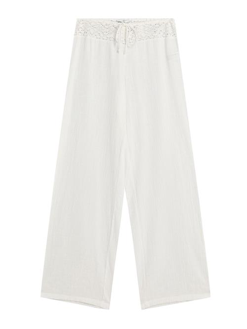 Bershka Bukser  ecru