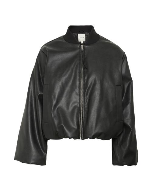 SOAKED IN LUXURY Overgangsjakke 'Trudea'  sort