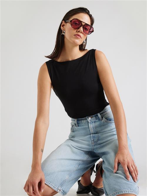 WEEKDAY Overdel 'ANNIE'  sort