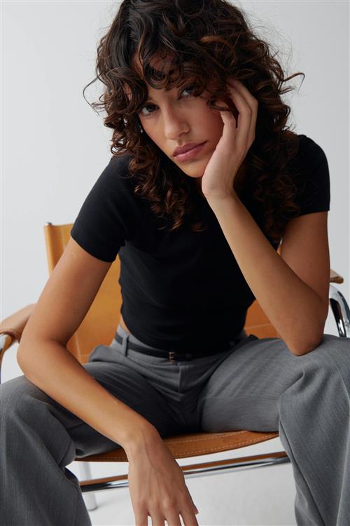 Gina Tricot - Basic tight top - Toppe - Sort - XS - Dame