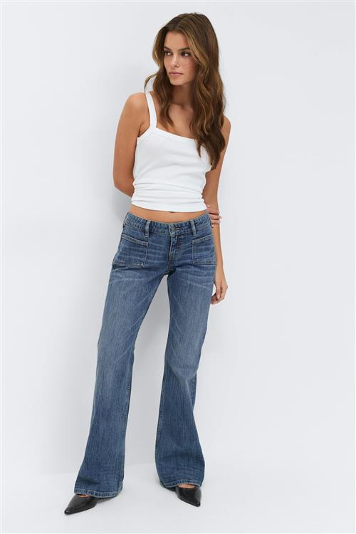 Gina Tricot - Low flare jeans - Low waist jeans - Blå - 34 - Dame