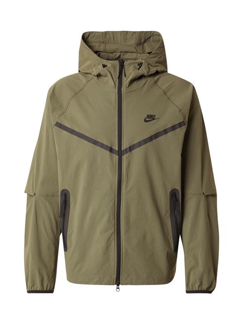 Nike Sportswear Overgangsjakke  grøn / sort