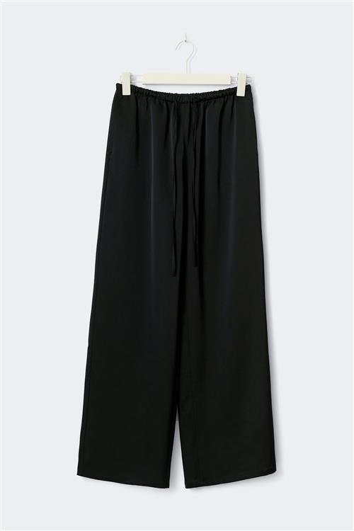 Gina Tricot - Tall drawstring satin trousers - satinbukser - Sort - XS - Dame