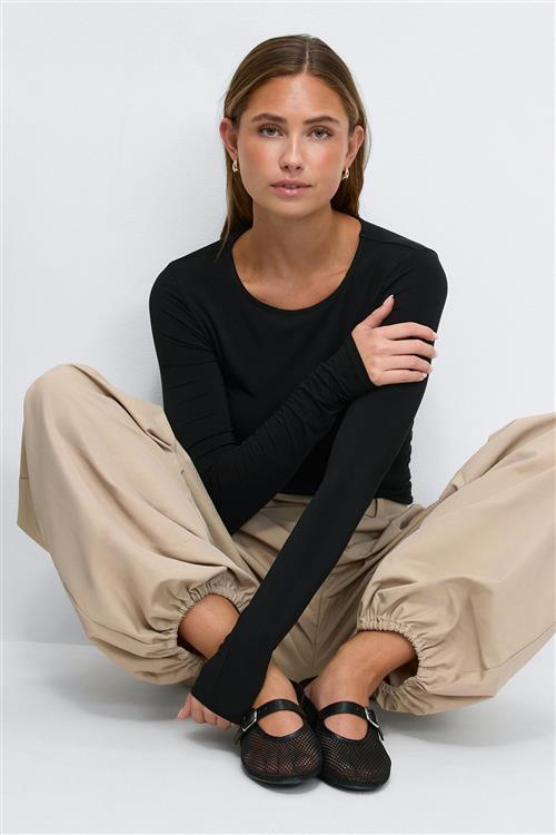 Gina Tricot - Slim fit long sleeve top - Langærmede toppe - Sort - L - Dame