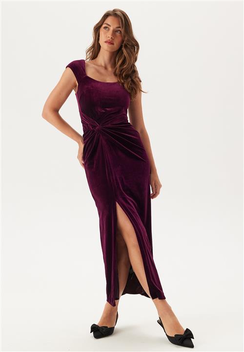 FOREVER NEW Lara Cap Sleeve Velvet Gown
