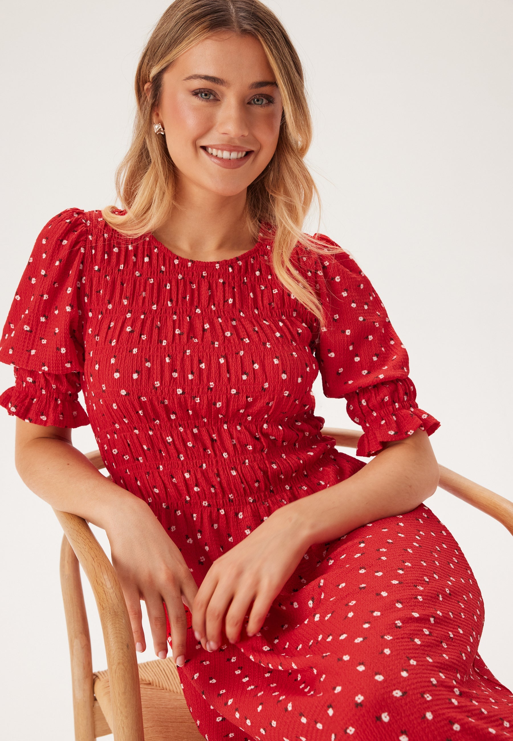 BUBBLEROOM Short Sleeve Smock Dress