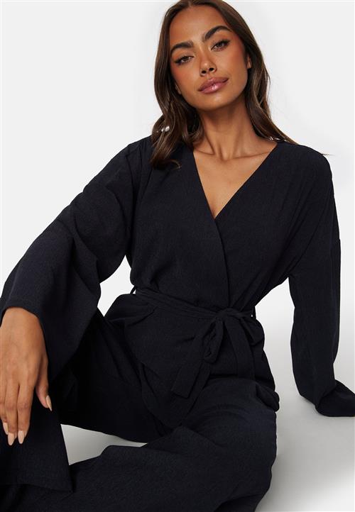 Happy Holly Structure Wrap Top
