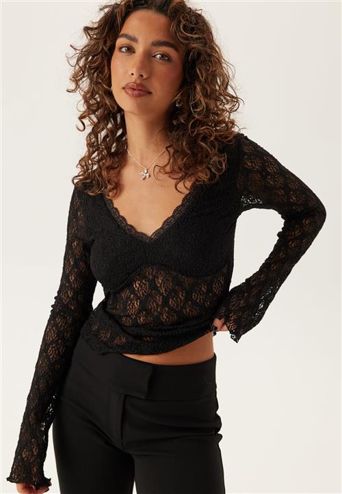 BUBBLEROOM V-Neck Lace Top