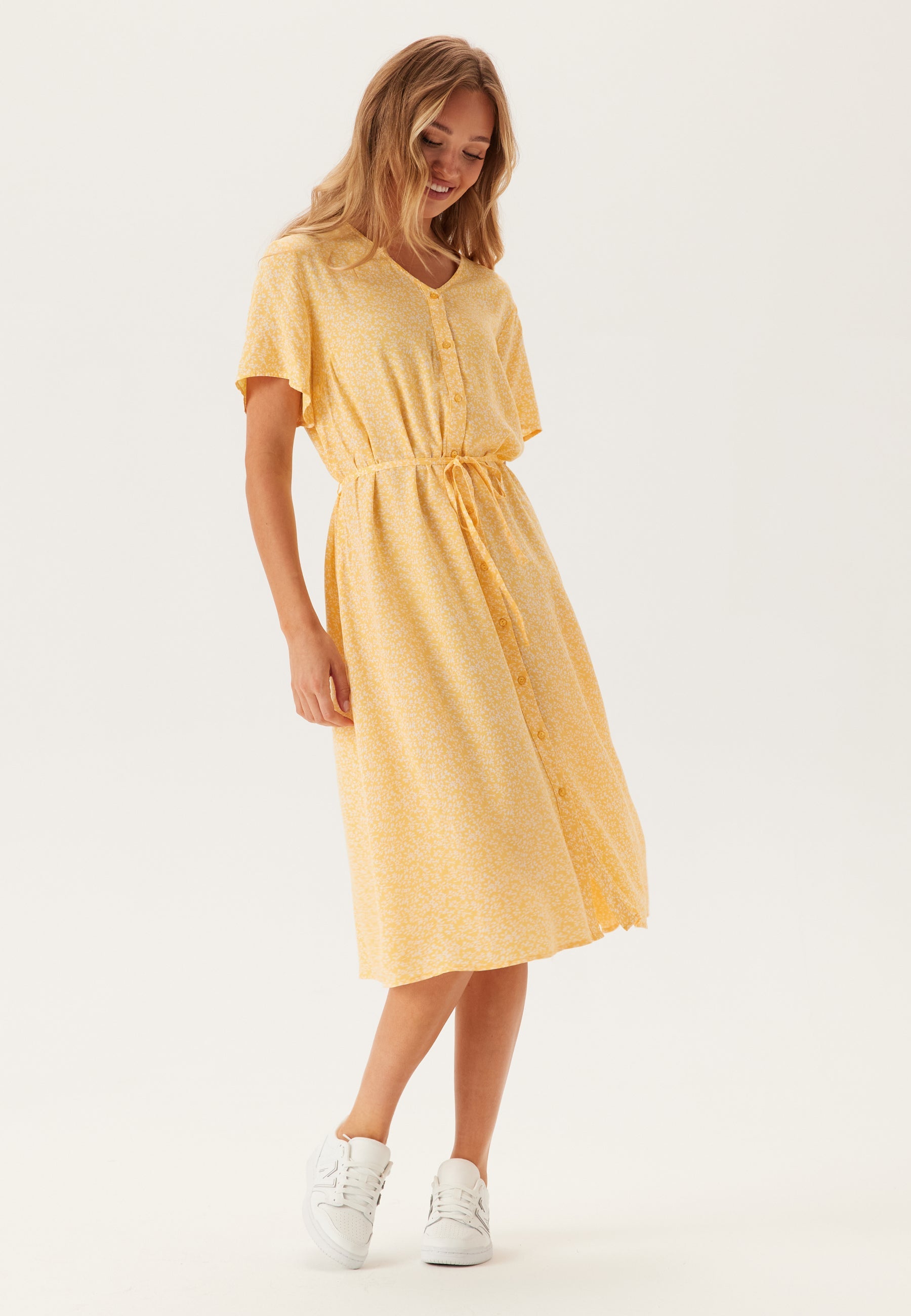 Pieces Pcnya Ss V-neck Midi Dress