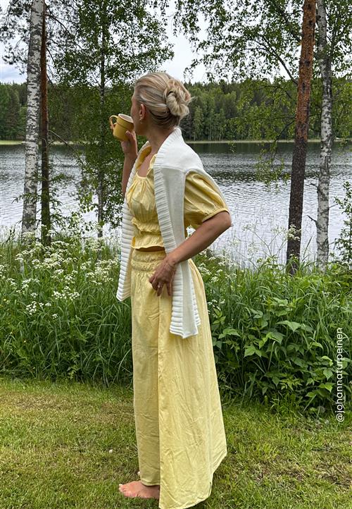 BUBBLEROOM Smock Waist Maxi Skirt