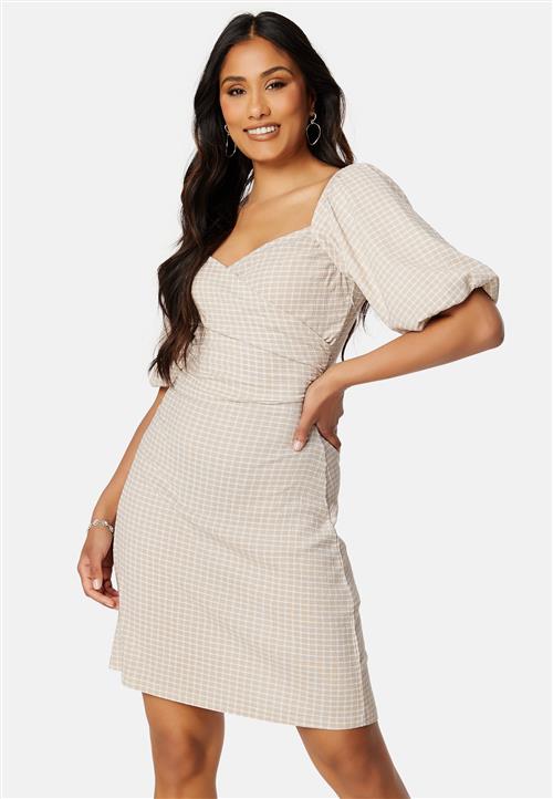 BUBBLEROOM Nandita wrap dress