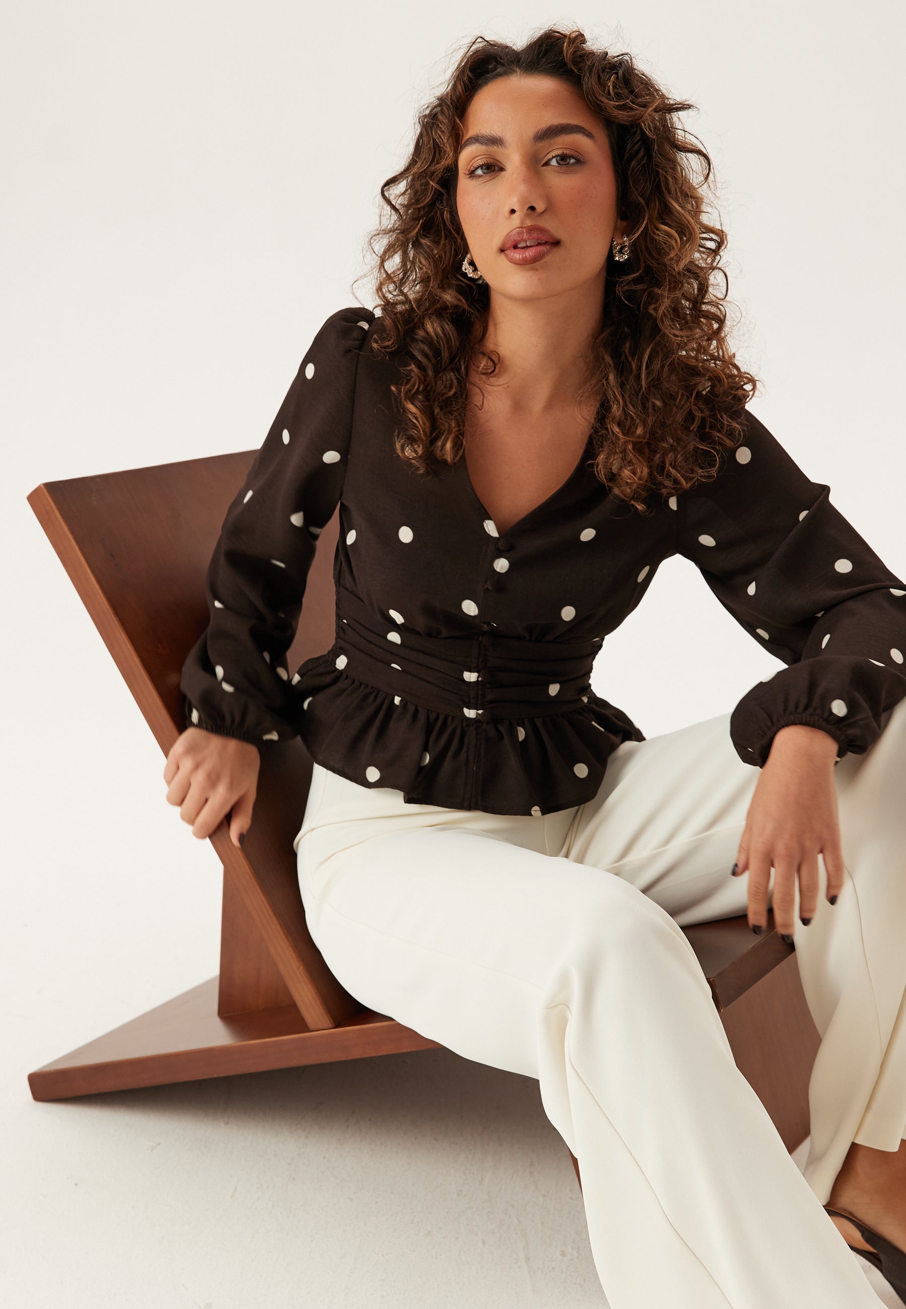 BUBBLEROOM V-neck Button Blouse
