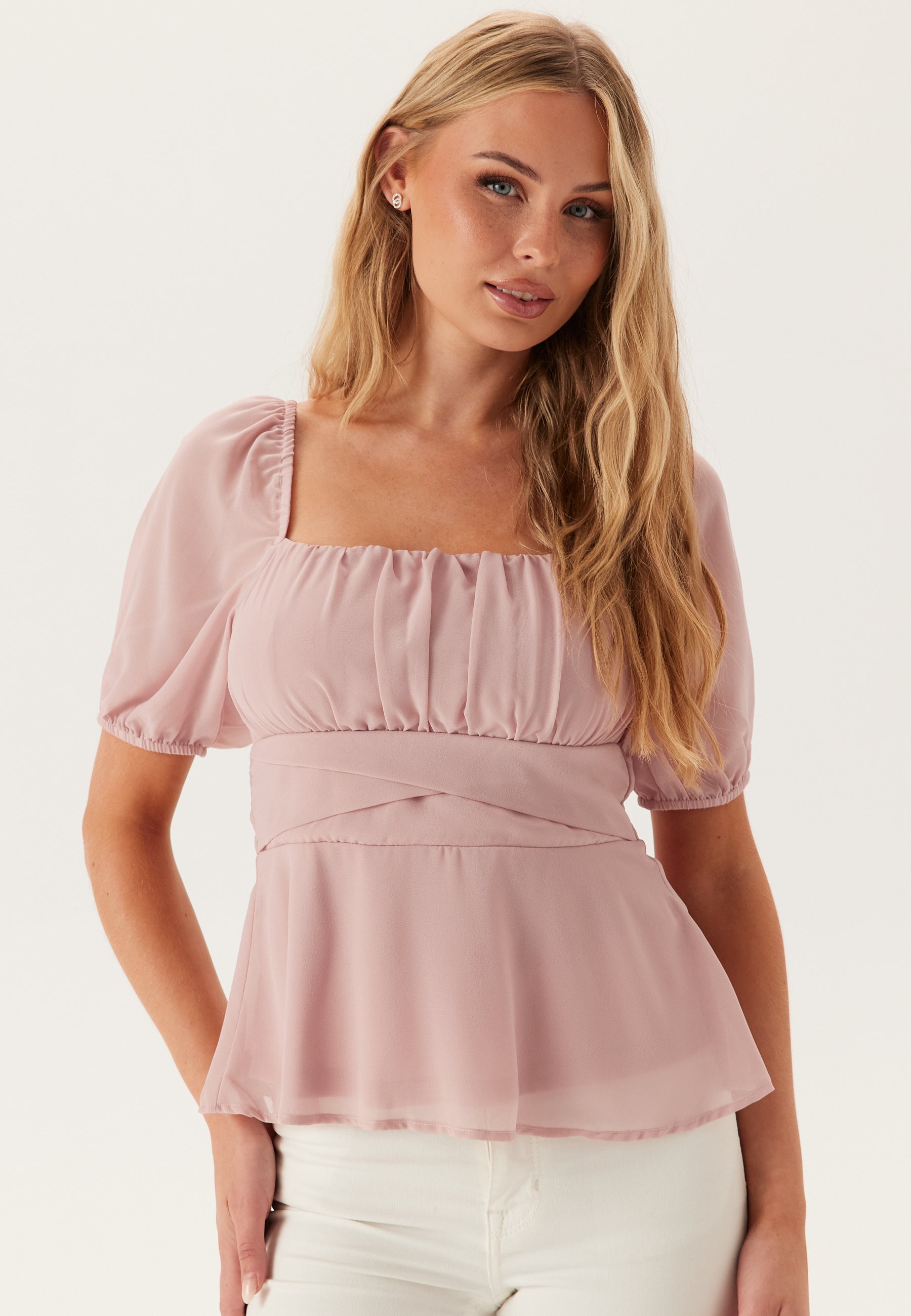 BUBBLEROOM Square Neck S/S Georgette Blouse