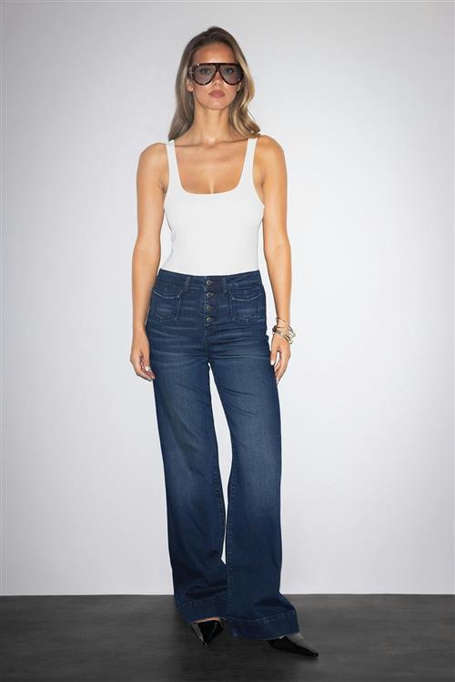 Gina Tricot - Waist hug flare jeans - Flare & bootcut jeans - Blå - 34 - Dame