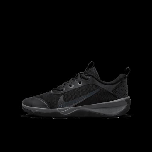 Nike Omni Multi-Court-sko til større børn (indendørs/bane) - sort