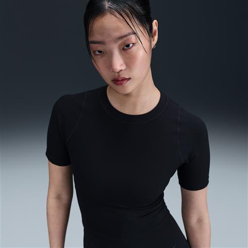 Kortærmet Nike Zenvy Dri-FIT-top i rib til kvinder - sort