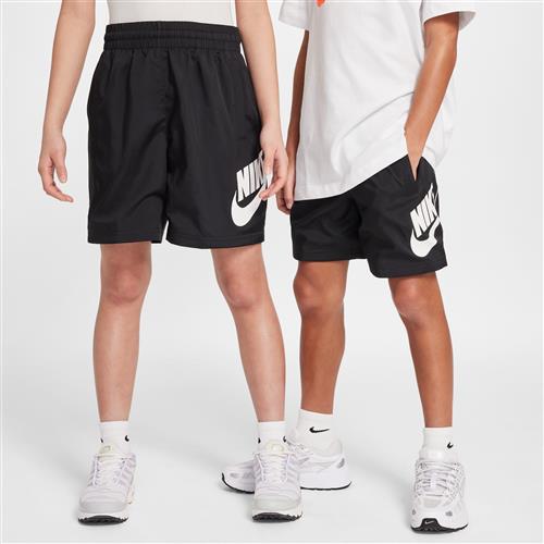 Vævede Nike Club-shorts (15 cm) til større børn - sort