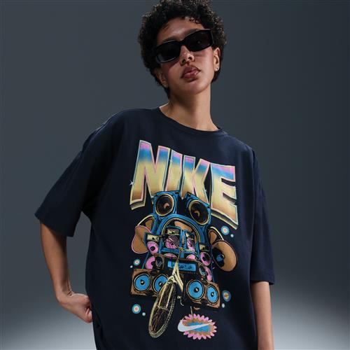 Oversized, kortærmet Nike -T-shirt til kvinder - sort